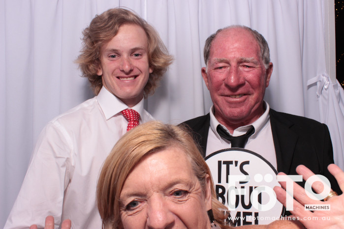 Diandra and Nick’s Wedding | View more photos from the event at gallery.fotomachines.com.au/u/FOTOMachines/Diandra-and-Nick’s-Wedding